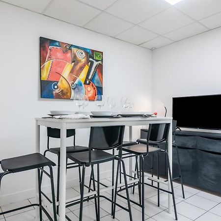 Triplex Magenta Quest Daire Paris Dış mekan fotoğraf